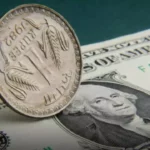 rupee-depreciates-against-us-dollar-image-9-382079